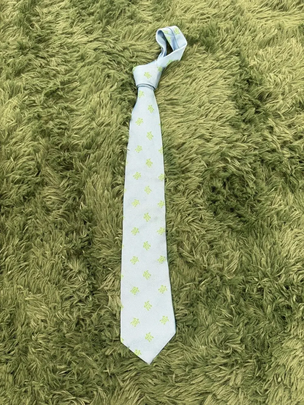 Lilly Pulitzer Men's Light Blue Green Sea Turtle Patterned Necktie